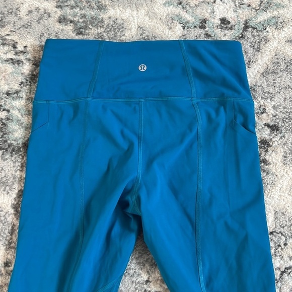 Lululemon Pace Rival High-Rise Crop 22" in Hawaiian Blue - Picture 10 of 12